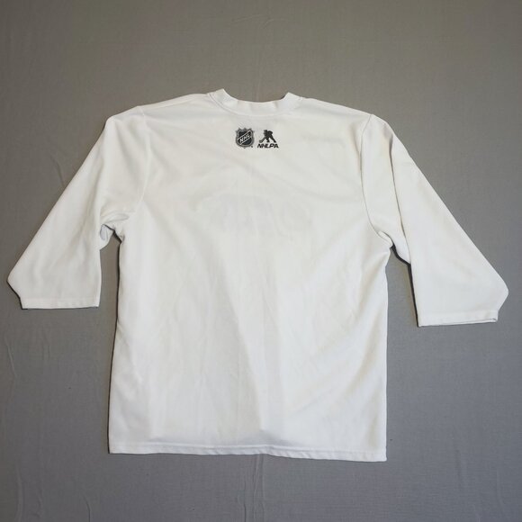 Bauer NHL Winnipeg Jets hockey jersey youth M/L white with graphic design - Picture 4 of 9